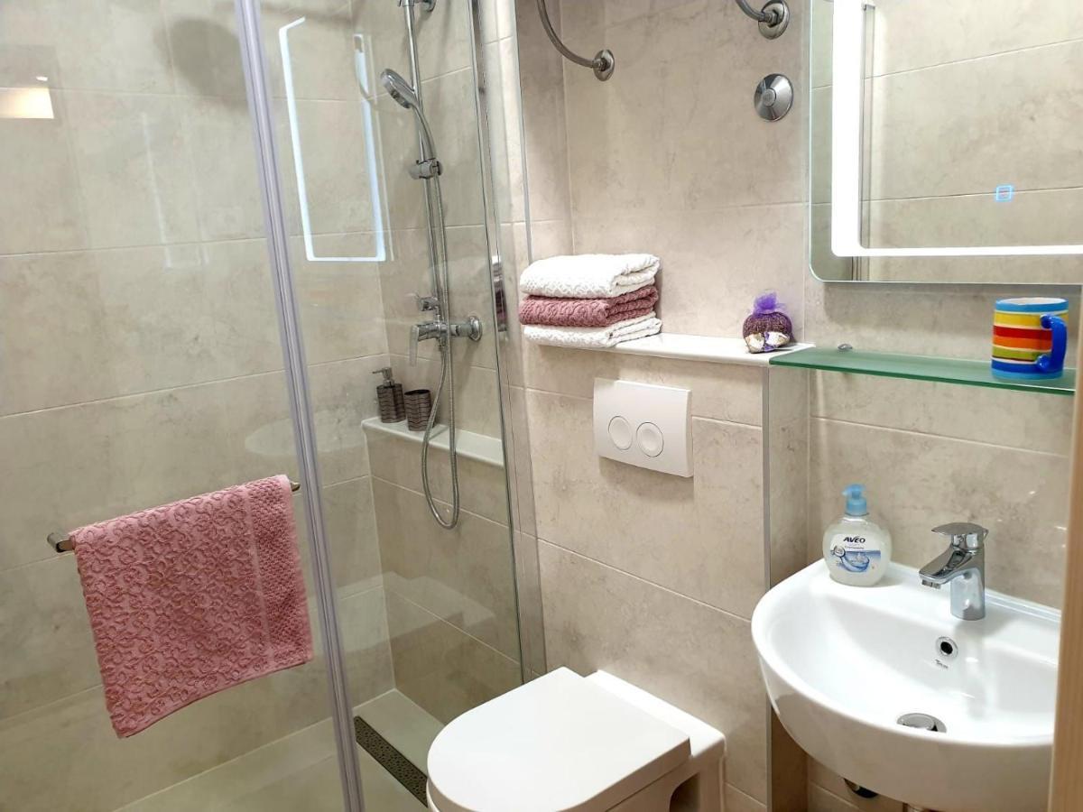Apartments Kuzmanic Omiš Zewnętrze zdjęcie