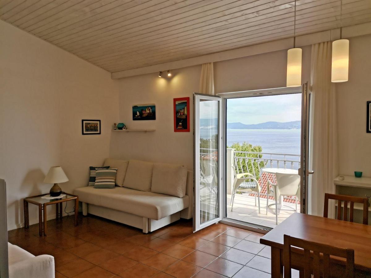 Apartments Kuzmanic Omiš Zewnętrze zdjęcie