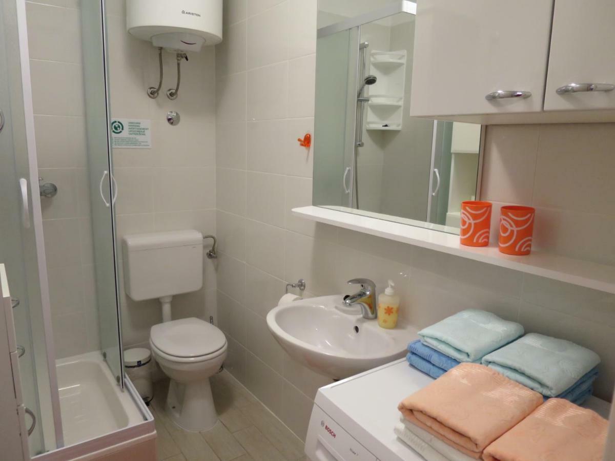 Apartments Kuzmanic Omiš Zewnętrze zdjęcie